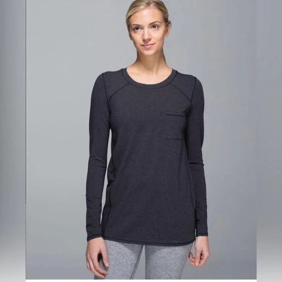 L- 108 🍋 Lululemon’s 🍋 Find Your Zen Long Sleeve
Heathered Black - Picture 1 of 9